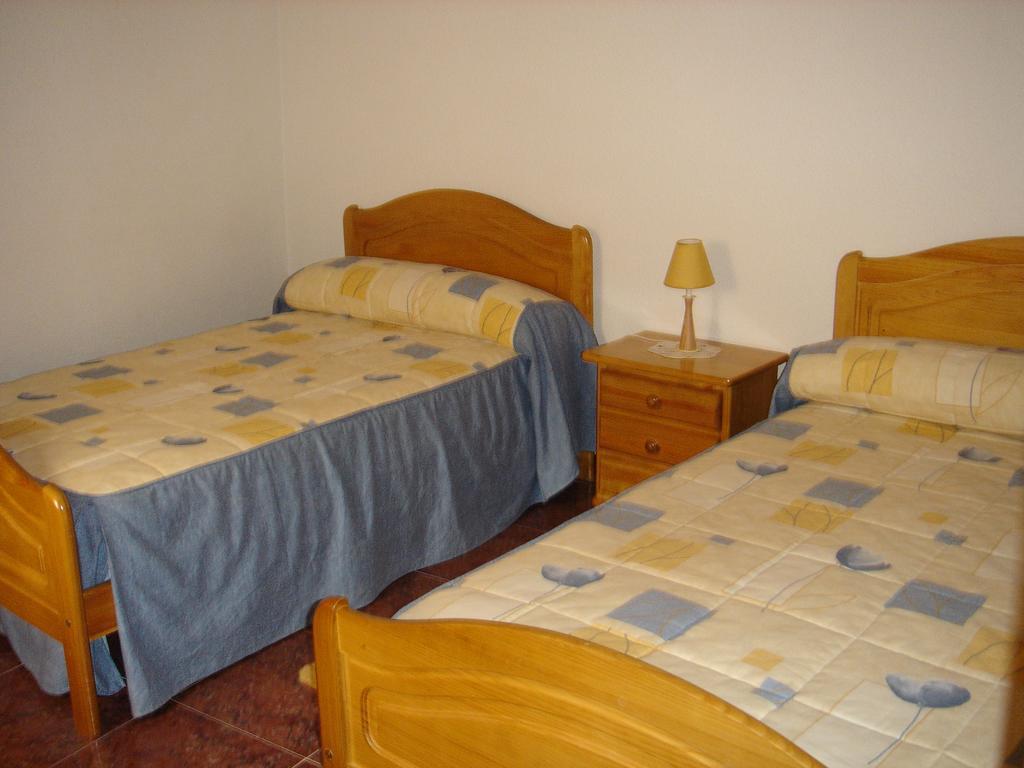 Apartamentos Serrano Ribatajada Exteriör bild