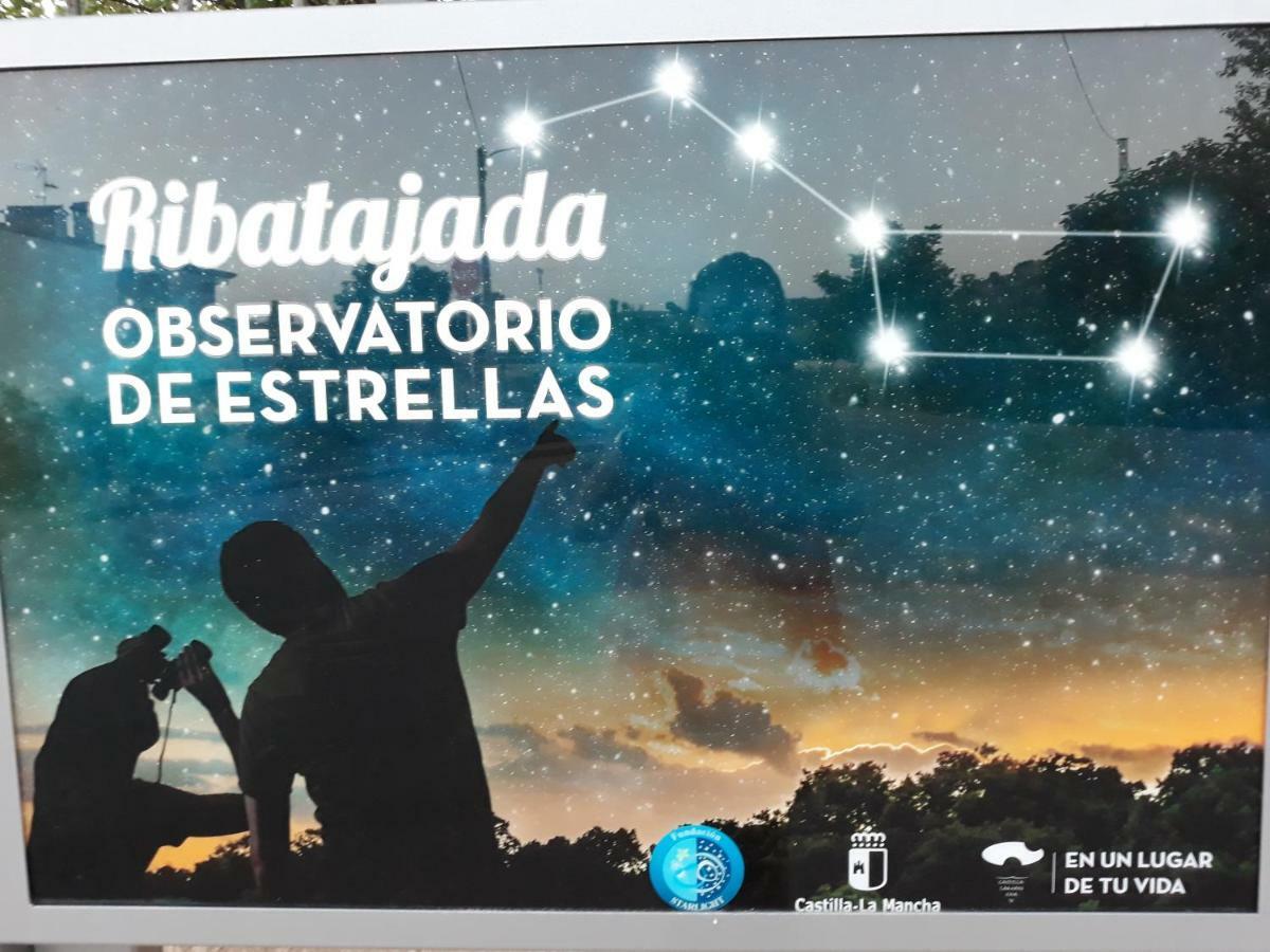 Apartamentos Serrano Ribatajada Exteriör bild